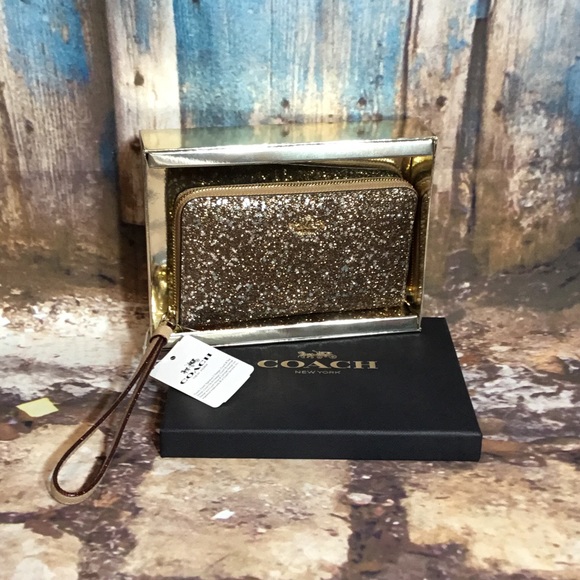 NIB COACH GOLD GLITTER WRISTLET WALLET PHONE - Picture 3 of 6